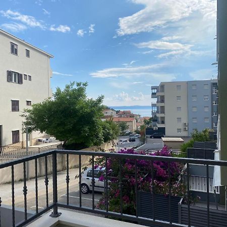 Modern New Apartment In מאקרסקה מראה חיצוני תמונה