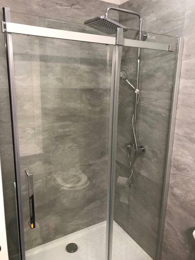 Modern New Apartment In מאקרסקה מראה חיצוני תמונה